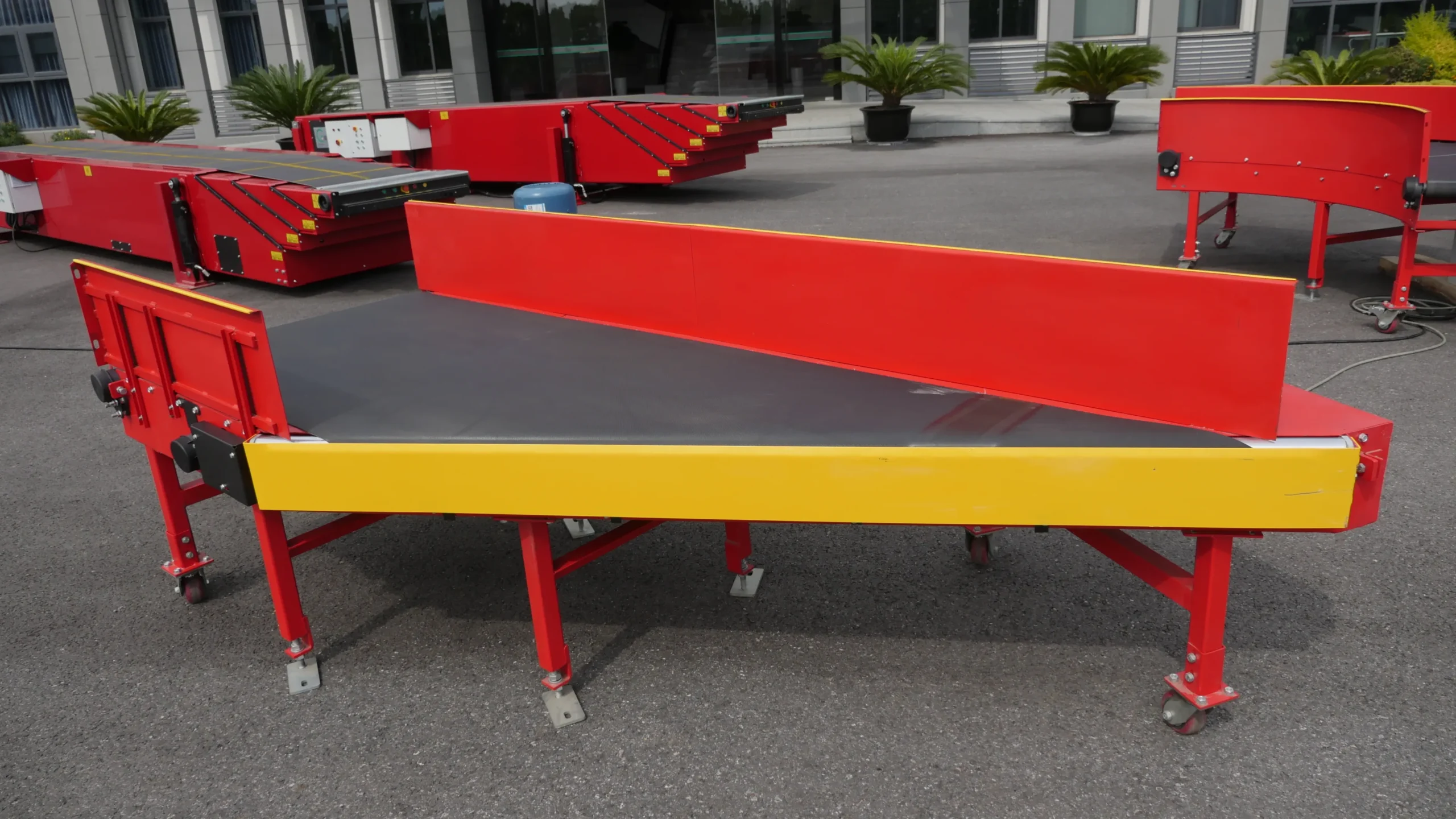 angled fixed belt conveyor